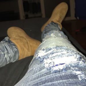 Selling the shoes and the jeans they are balmain